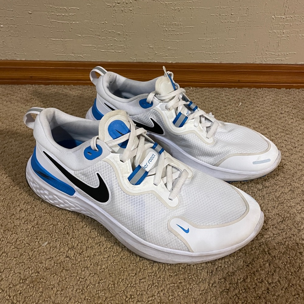Mens Nike react miller running shoe